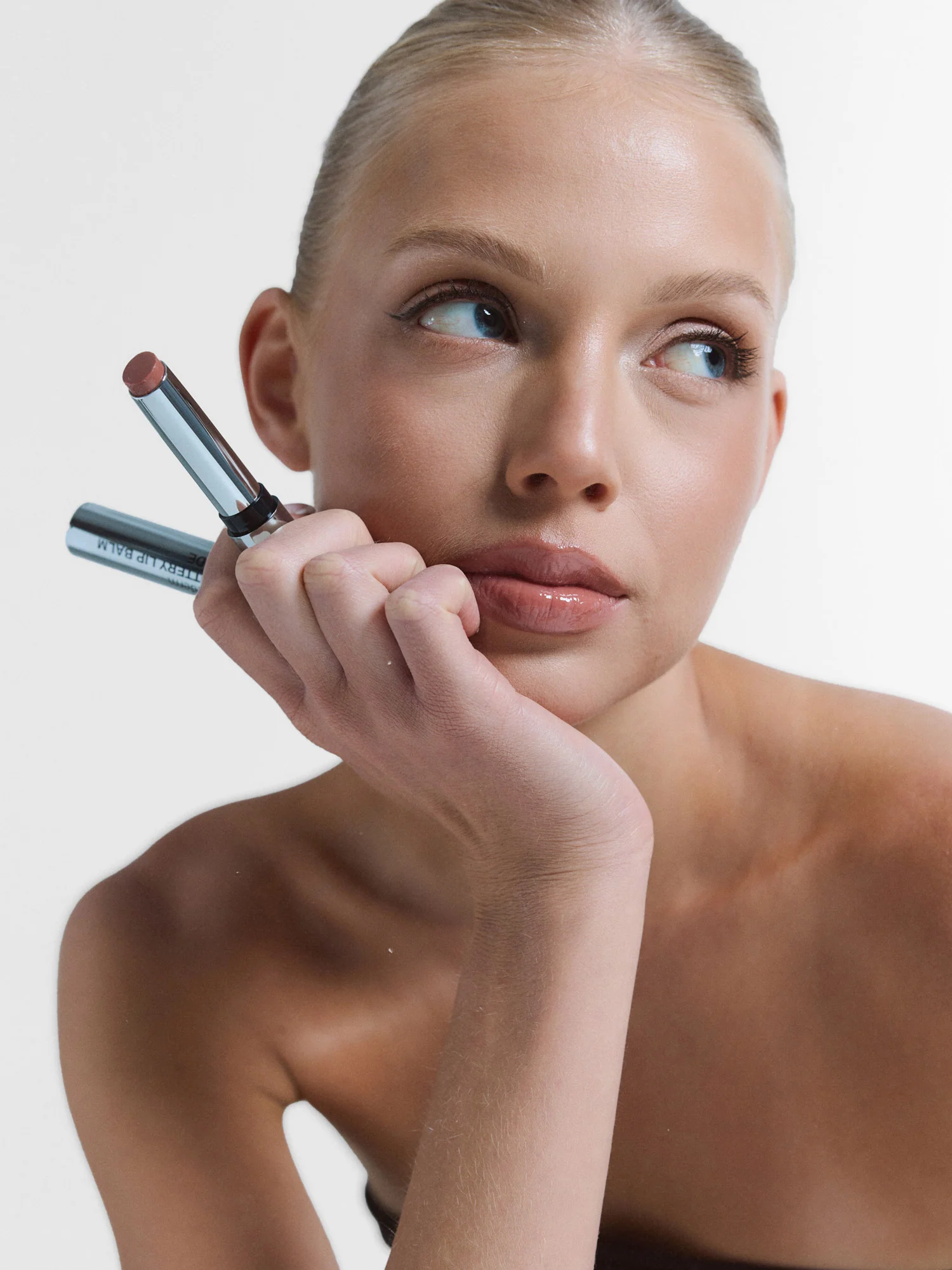 BUTTERY LIP BALM NUDE – masełko do ust jasny brąz - Image 5