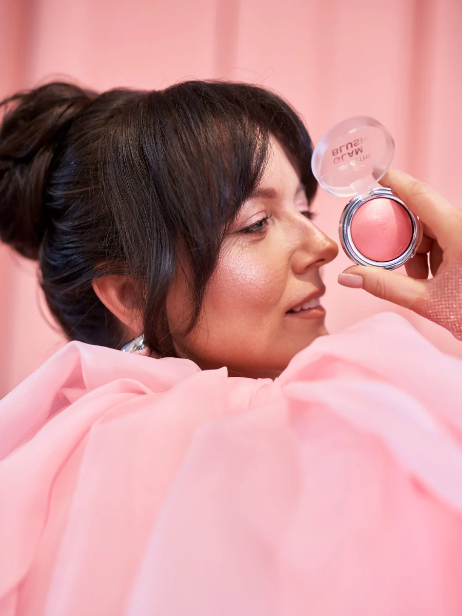 GLAM BLUSH PINK MARGARITA - ROZŚWIETLAJĄCY RÓŻ DO POLICZKÓW - Image 2